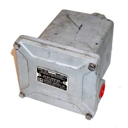 MATERIAL CONTROL INC. SRS-1B SPEED RESPONSIVE SWITCH 1/3 HP, 120V, SRS1B