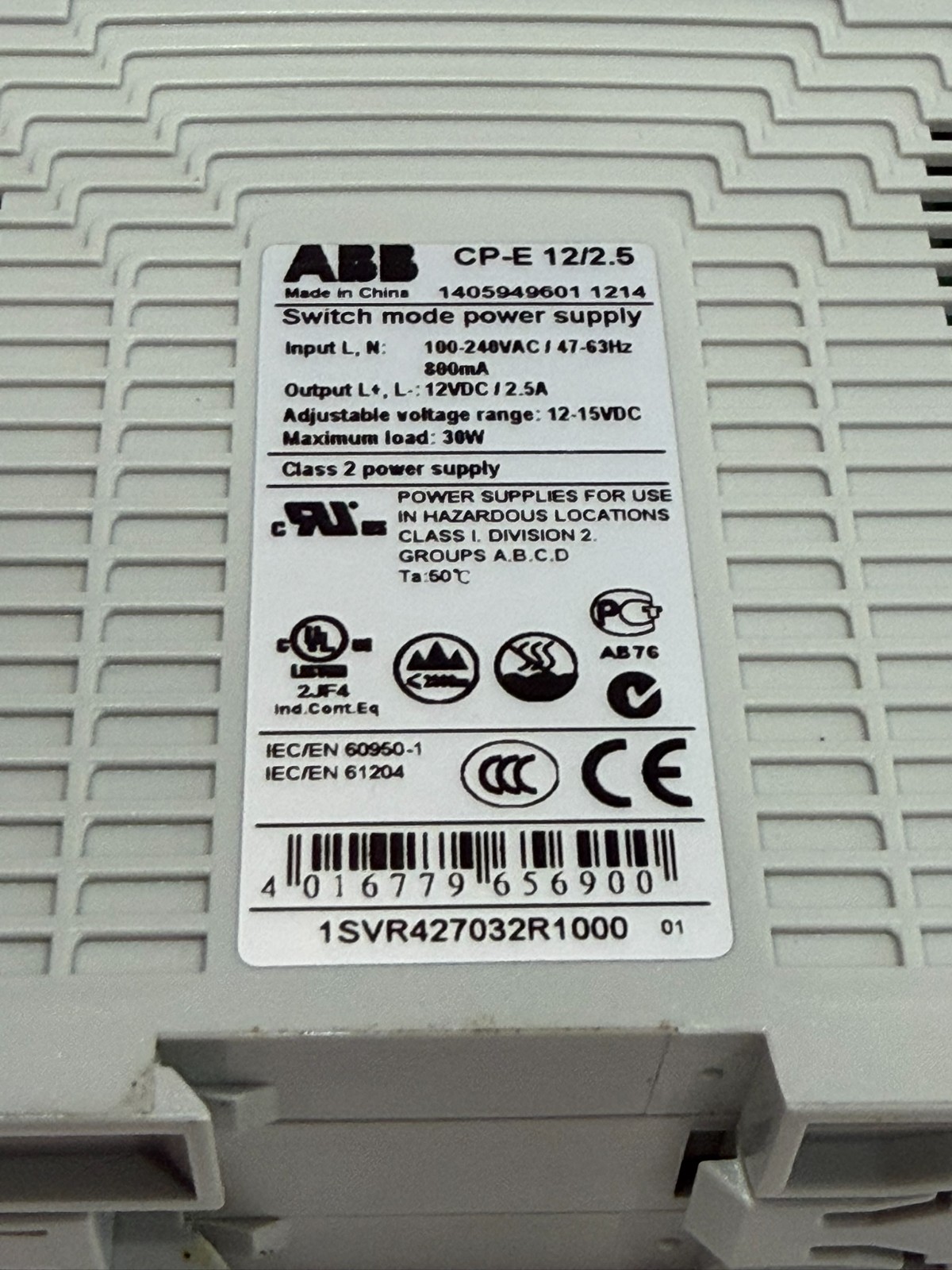 NEW ABB 1SVR427032R1000 POWER SUPPLY CP-E 12/2.5 - Image 4