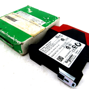 NEW SCHNEIDER ELECTRIC XPSAC5121P SAFETY RELAY