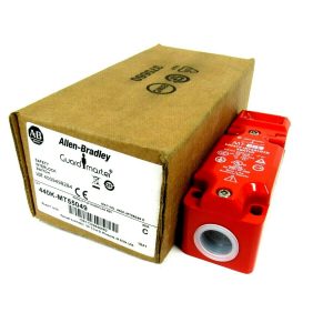 NEW ALLEN BRADLEY 440K-MT55049 SAFETY INTERLOCK SWITCH SER C 440KMT55049
