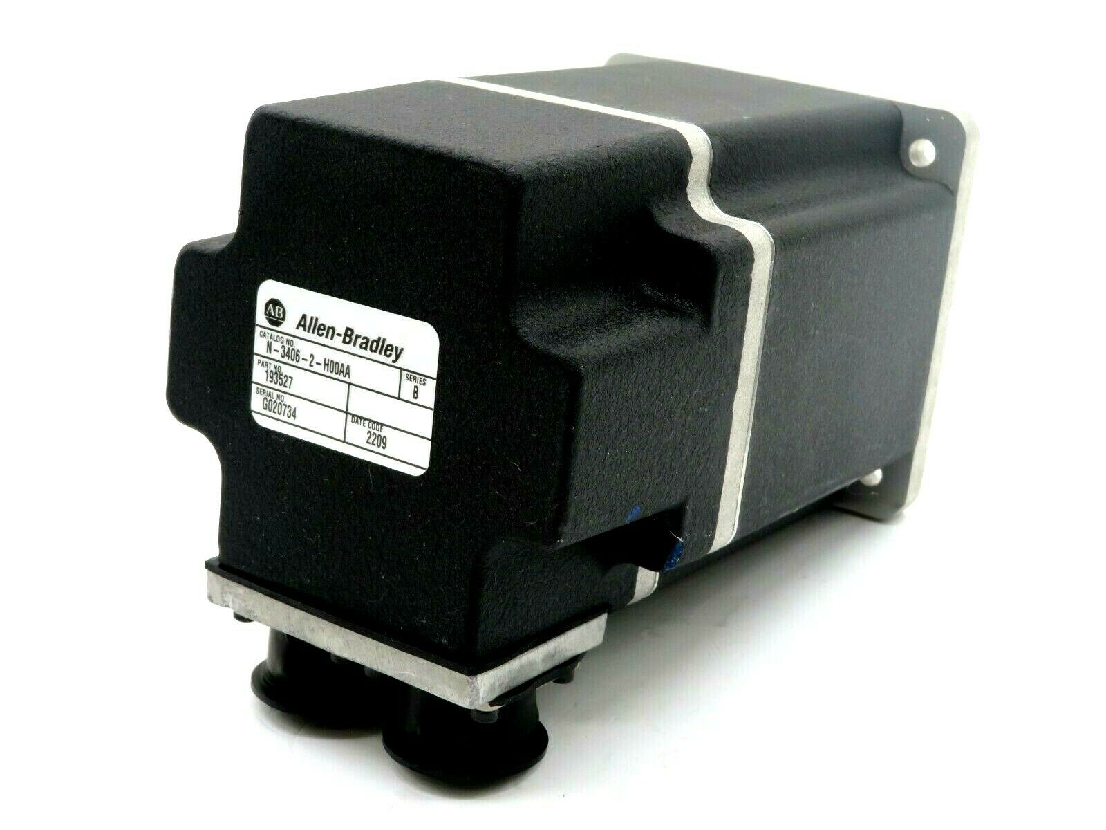 NEW ALLEN BRADLEY N-3406-2-H00AA SERVO MOTOR SERIES B 193527 N34062H00AA