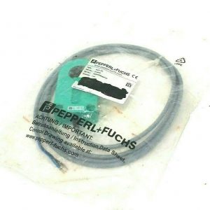 NEW PEPPERL & FUCHS RJ21-E2 INDUCTIVE SENSOR 013004 RJ21E2