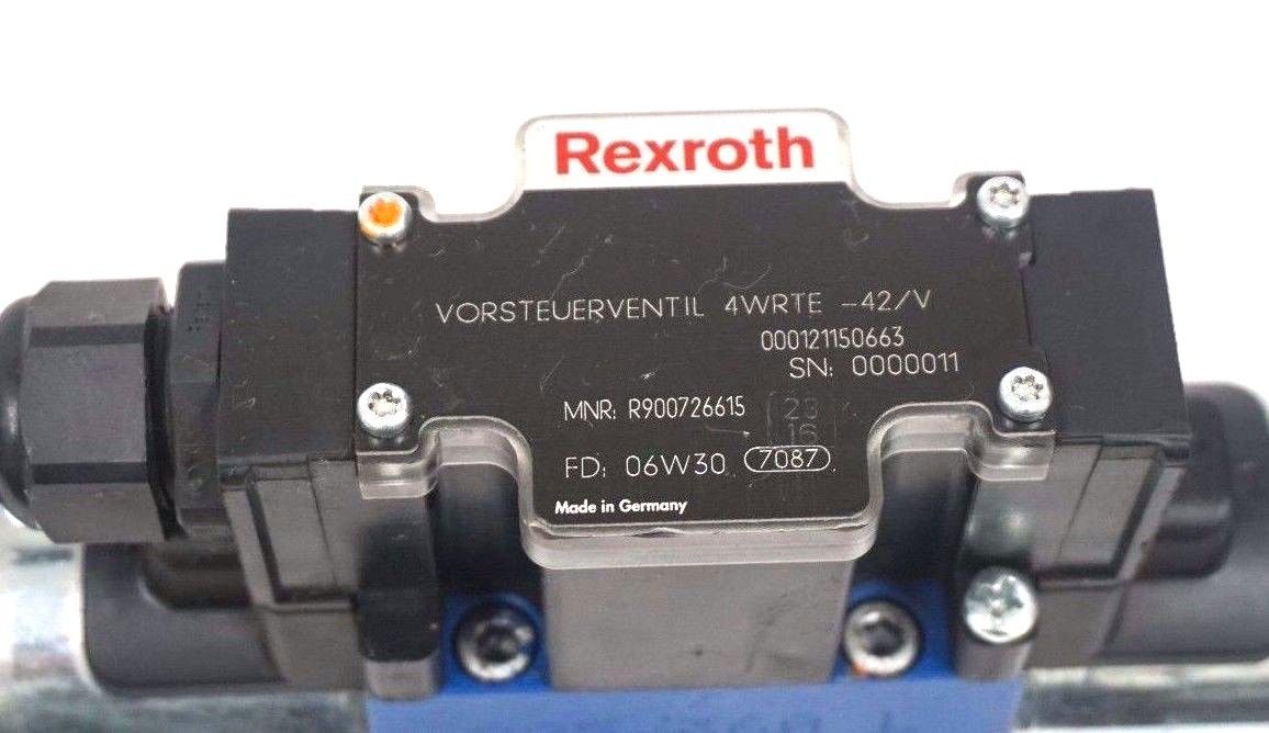 NEW REXROTH 4WRTE-42/V SERVO VALVE R900726615 - Image 4