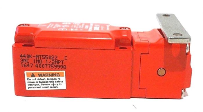 NEW ALLEN BRADLEY 440K-MT55022 SAFETY SWITCH SER.C 440KMT55022 - Image 3