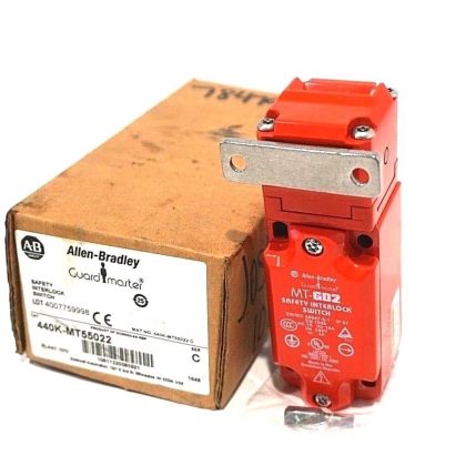 NEW ALLEN BRADLEY 440K-MT55022 SAFETY SWITCH SER.C 440KMT55022