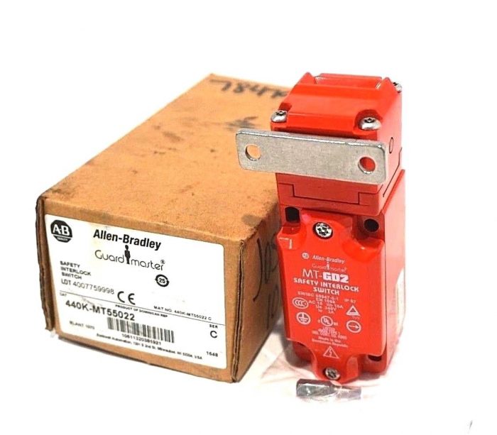 NEW ALLEN BRADLEY 440K-MT55022 SAFETY SWITCH SER.C 440KMT55022