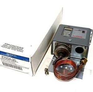 NEW JOHNSON CONTROLS P70GA-2C PRESSURE CONTROL  P70GA2C