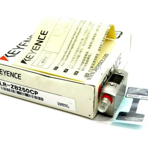 NEW KEYENCE LR-ZB250CP LASER SENSOR LRZB250CP