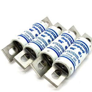 NEW LOT OF 4 FERRAZ SHAWMUT A70QS200-4K SEMI CONDUCTOR FUSE MERSEN A70QS2004K