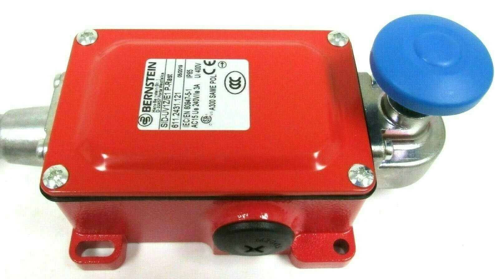 NEW BERNSTEIN SID-UV1Z/E1 611-2431-121 ROPE PULL SWITCH 6112431121