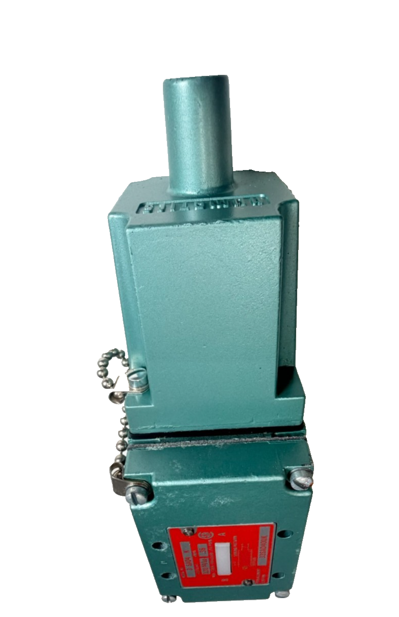 NEW NUMATICS 33SAD400K SOLENOID VALVE 120V 50/60HZ .36AMPS - Image 4