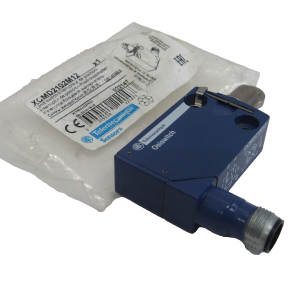 NEW TELEMECANIQUE ZCMD21M12  LIMIT SWITCH XCMD2102M12