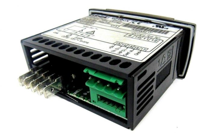 USED EMERSON XC10CX-4P01G CONTROLLER XC10CX4P01G - Image 4