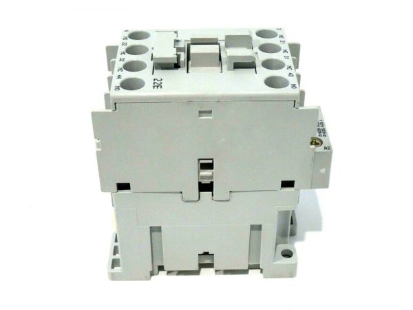 NEW ALLEN BRADLEY 700-CF220D CONTROL RELAY SER.A 700CF220D - Image 3