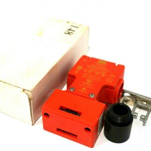 NEW STI 44501-0110 SAFETY SWITCH T5009 445010110