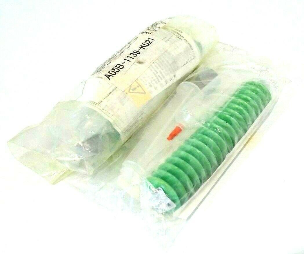 LOT OF 2 NEW FANUC A05B1139K021 GREASE KITS A05B1139K021 SB