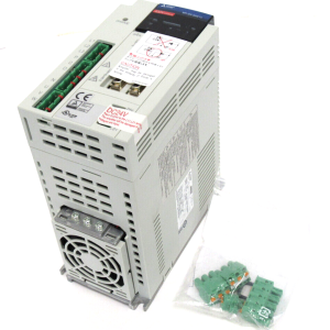 NEW MITSUBISHI MR-J2S-200CT4 SERVO DRIVE MRJ2S200CT4