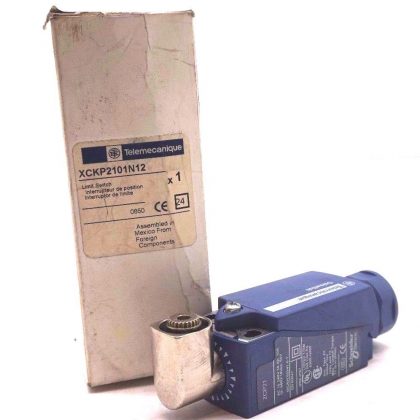 NEW TELEMECANIQUE XCKP2101N12 LIMIT SWITCH