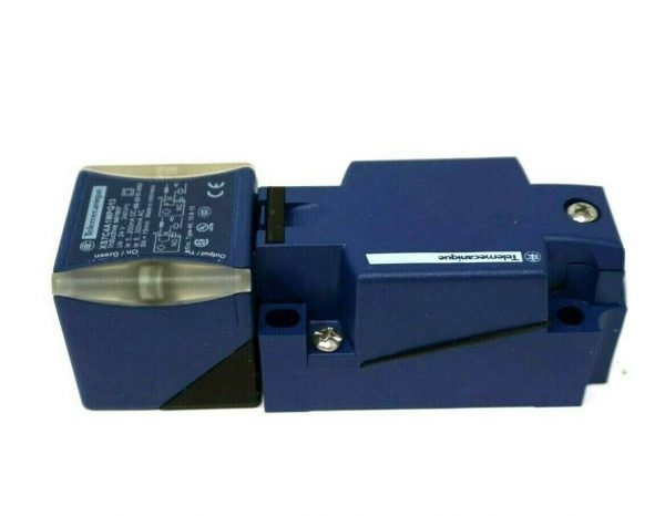 NEW TELEMECANIQUE XS7C4A1MPG13 PROXIMITY SWITCH - Image 3