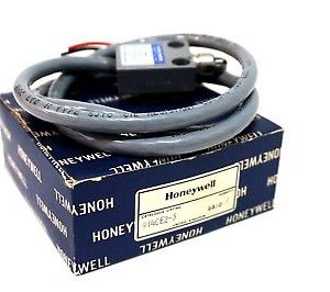 NEW HONEYWELL MICRO SWITCH 914CE2-3 LIMIT SWITCH 914CE23