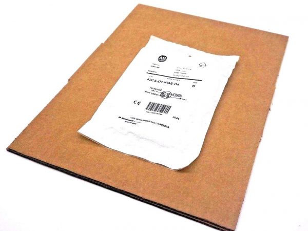 NEW SEALED ALLEN BRADLEY 42CA-D1JPAE-D4 SENSOR 42CAD1JPAED4 SERIES B