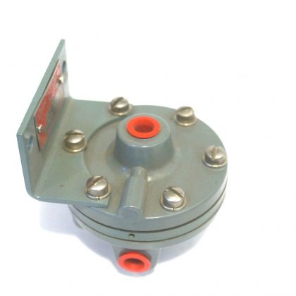 NEW MOORE PRODUCTS 66-BR2 PNEUMATIC RELAY  66BR2
