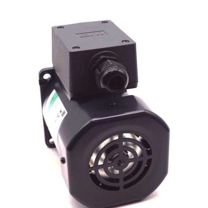 NEW ORIENTAL MOTOR 5IK60GE-AW2T INDUCTION MOTOR 5IK60GEAW2T