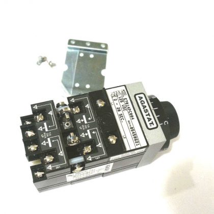 NEW AGASTAT E7014PC004 TIMING RELAY 125VDC, 20-200 SEC.