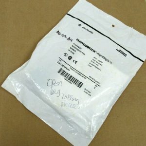 NEW ALLEN BRADLEY 42EF-P2MPB-F4 POLARIZED RETROREFLECTIVE SENSOR 42EFP2MPBF4