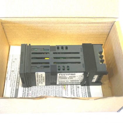 NEW FUZYPRO  P6700 DIGITAL CONTROLLER P6700-2100000-S105