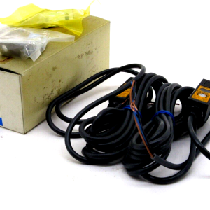 NEW OMRON E3S-2B41 PHOTOELECTRIC SWITCH E3S2B41