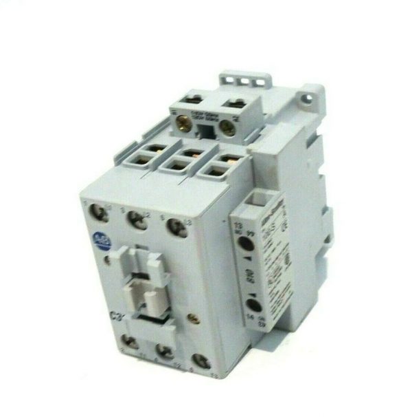 USED ALLEN BRADLEY 100-C30*00 CONTACTOR SER.B 100C3000