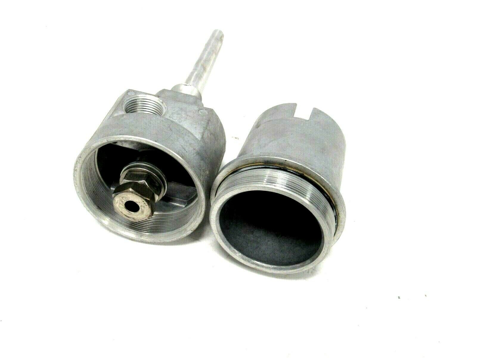 USED BENTLY NEVADA 21000-16-05-00-050-04-02 HOUSING ASSEMBLY 210001605000500402 - Image 3