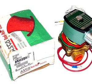 NEW ASCO RED HAT 8210G33 2-WAY SOLENOID VALVE 3/8" 24/DC