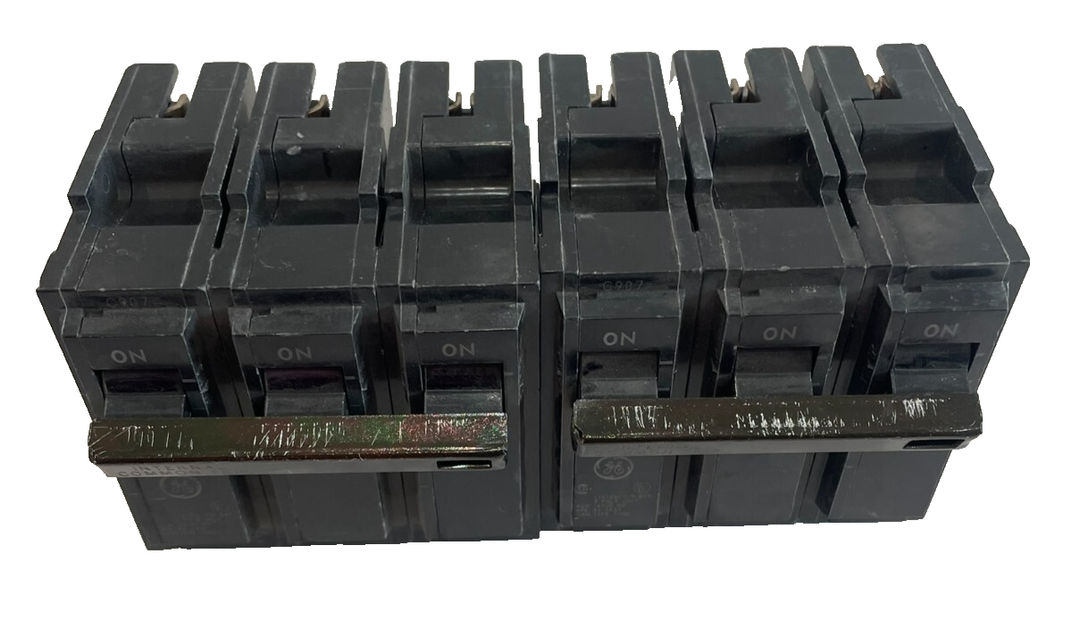 NEW EATON BR230 CIRCUIT BREAKER 30AMP LOT OF 2 - Image 3