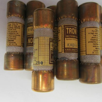9 NEW LIMITRON KAB-9 FUSES KAB9