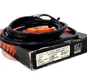 USED EFECTOR IN-3002-BPKG-IN5121 PROXIMITY SENSOR IN3002BPKGIN5121