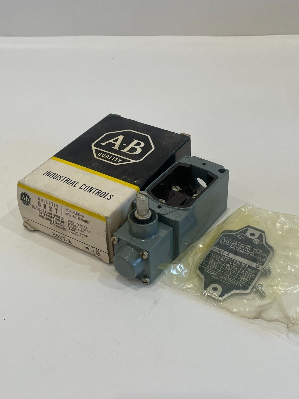 ALLEN BRADLEY 802T-A LIMIT SWITCH 802TA SERIES D NEW, SURPLUS - Image 6