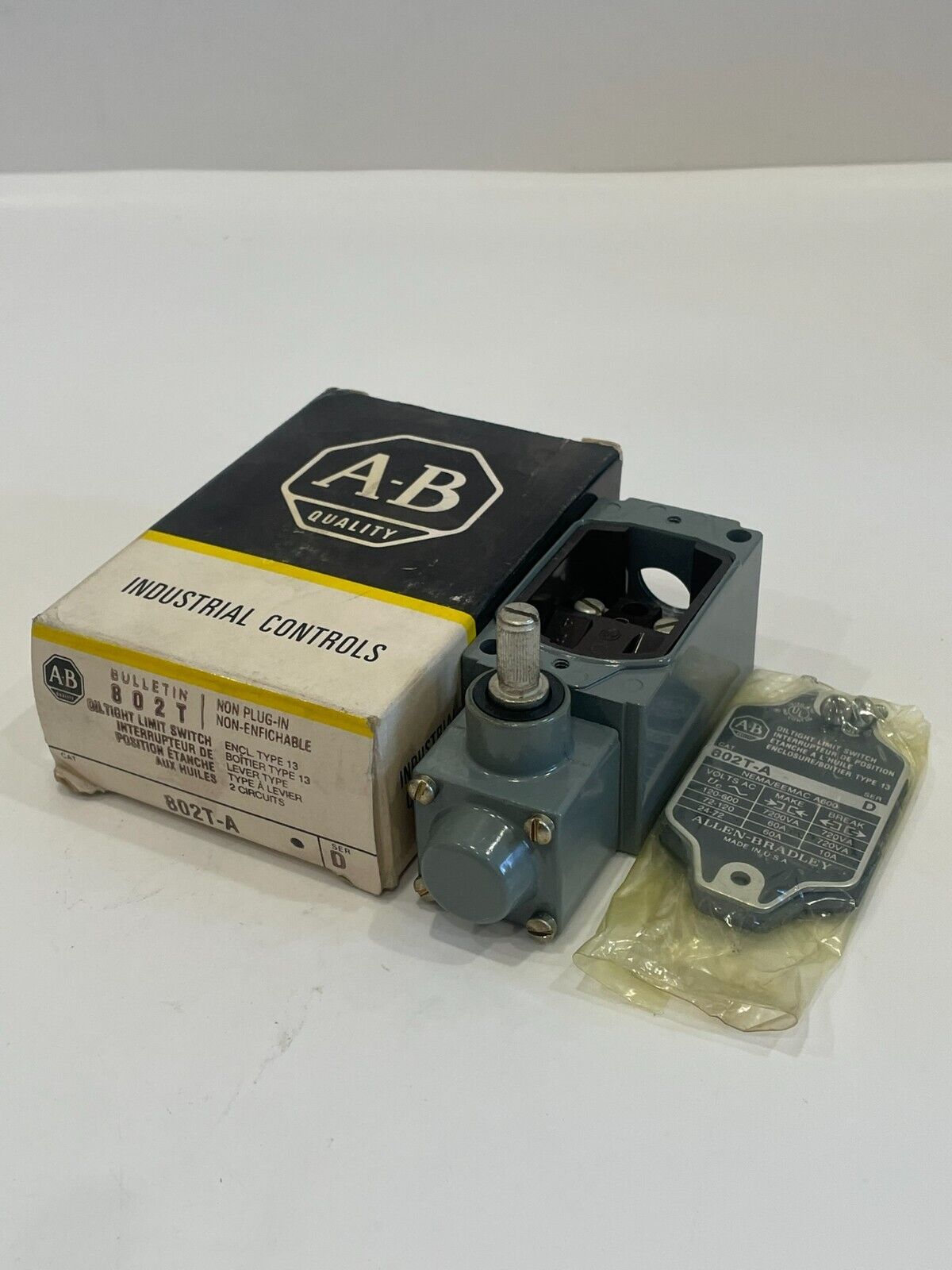 ALLEN BRADLEY 802T-A LIMIT SWITCH 802TA SERIES D NEW, SURPLUS