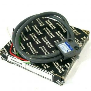 NEW HONEYWELL 914CE3-3 LIMIT SWITCH 914CE33