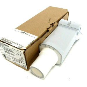 NEW SIEMENS 7ML12011EK00 ULTRASONIC LEVEL TRANSMITTER