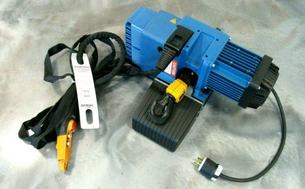 USED DEMAG DCS-PRO 5-500 1/1 H8 VS8-15 ELECTRIC CHAIN HOIST 26FT 1100LBS 480V