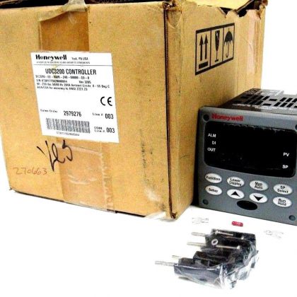 NEW HONEYWELL DC3200-EE-000R-240-00000-E0-0 CONTROLLER DC3200EE000R24000000E00