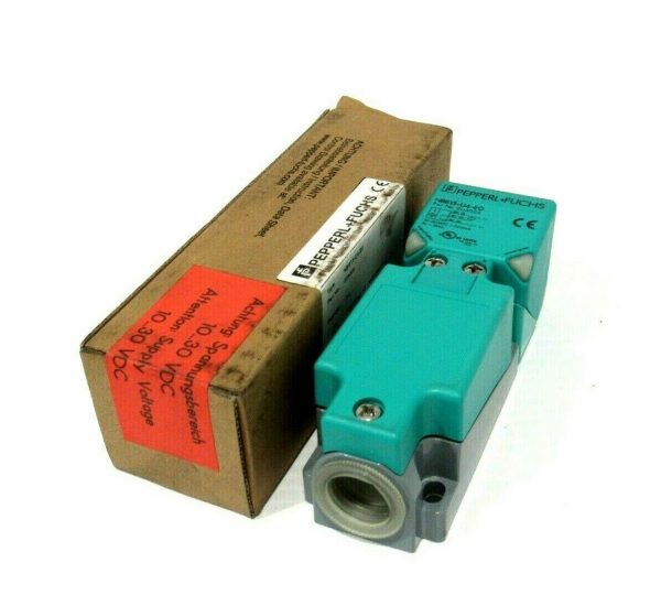 NEW PEPPERL & FUCHS NBB15-U4-E0 INDUCTIVE SENSOR 203025 NBB15U4E0
