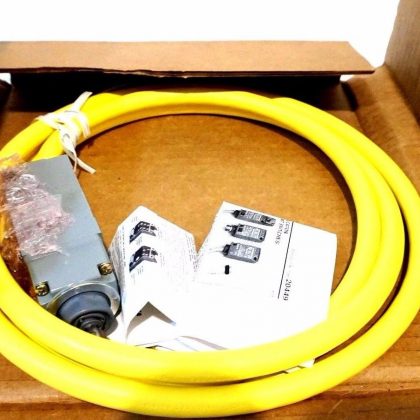 NEW CUTLER HAMMER E50AT36P LIMIT SWITCH