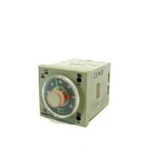 NEW OMRON H3CR-F8 TIMER MODULE H3CRF8
