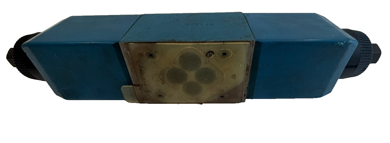 NEW VICKERS KDG4V-3-33C30X-M-U-H7-60 HYDRAULIC VALVE - Image 5