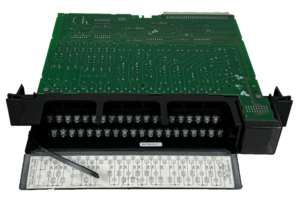 NEW GE FANUC IC697MDL940 OUTPUT MODULE 90-70 16PT - Image 3