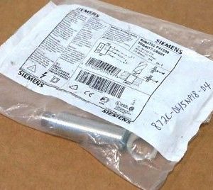 NEW SIEMENS 3RG4013-3AG01 PROXIMITY SWITCH 3RG40133AG01