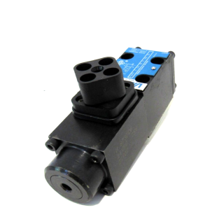 NEW VICKERS DG4V 2 2A M U H6 10 HYDRAULIC VALVE DG4V22AMUH610